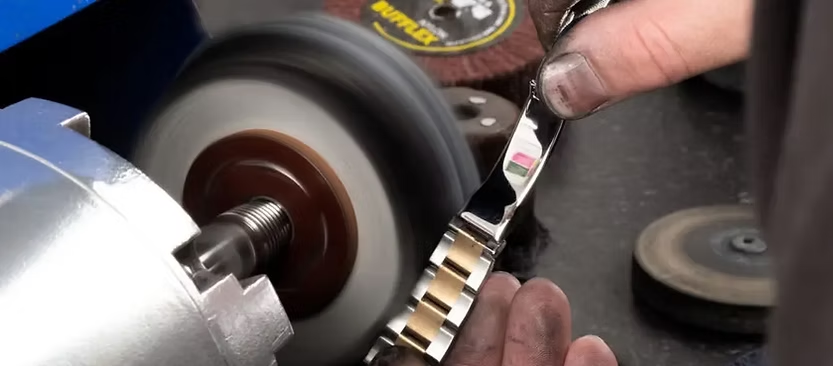 The case is refurbished and polished